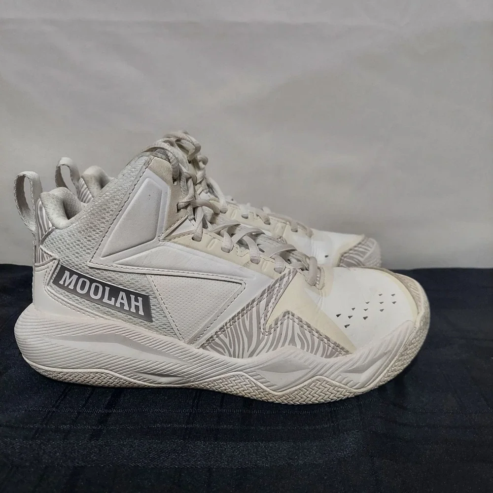 Moolah‎ Kicks Press Break White Basketball Shoes Kids Youth Size 4 213008001